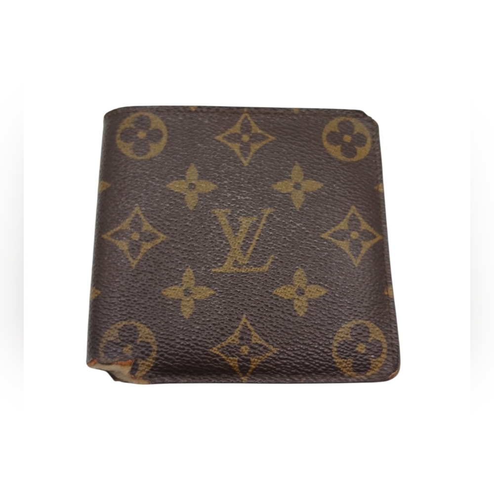 🏷 Louis Vuitton Monogram Wallet